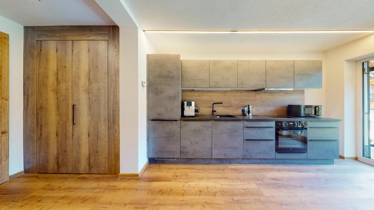 Pitzplus Appartements ザンクト・レオンハルト・イム・ピッツタール エクステリア 写真